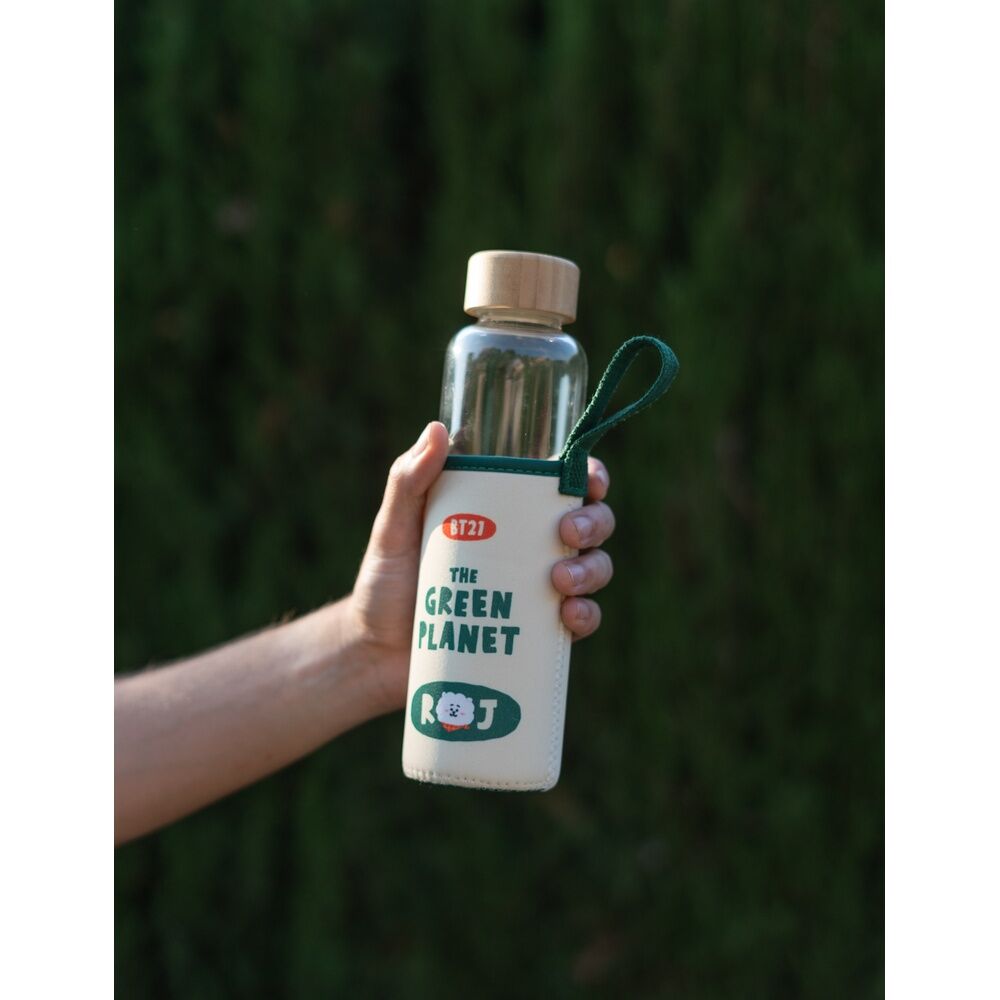 Imagen de Botella Cristal Rj Bt21 parte de nuestra colección en Espadas y más, sitio oficial.