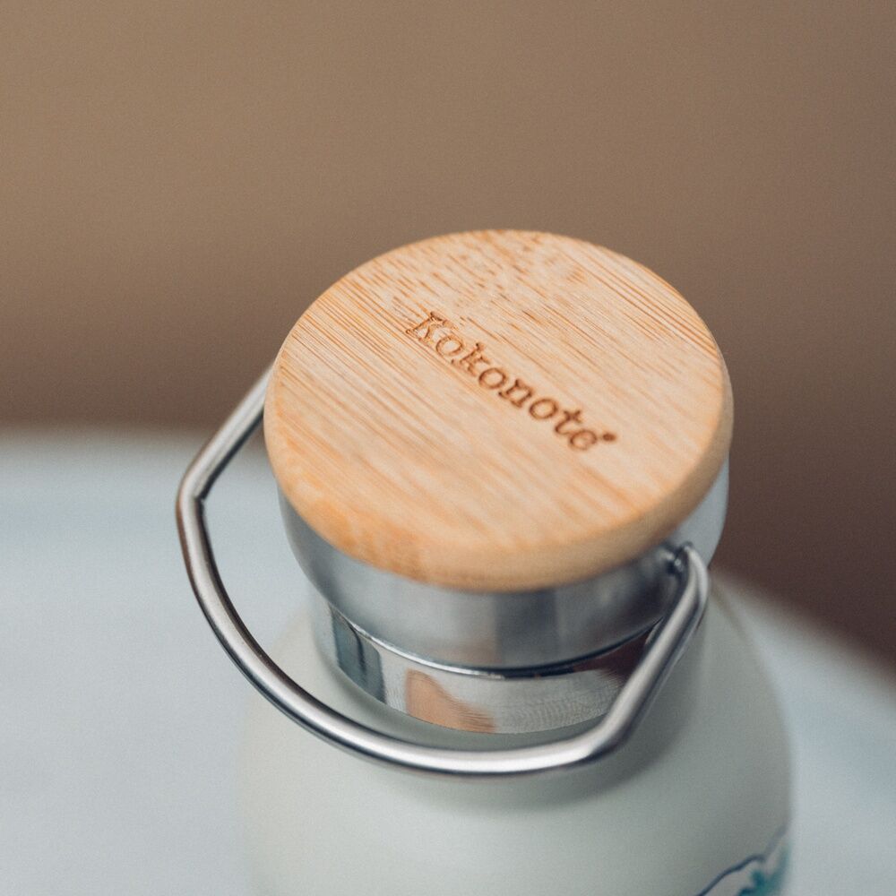 Imagen de Botella Acero Inoxidable La Gran Ola De Kanagawa Hokusai 500Ml parte de nuestra colección en Espadas y más, sitio oficial.