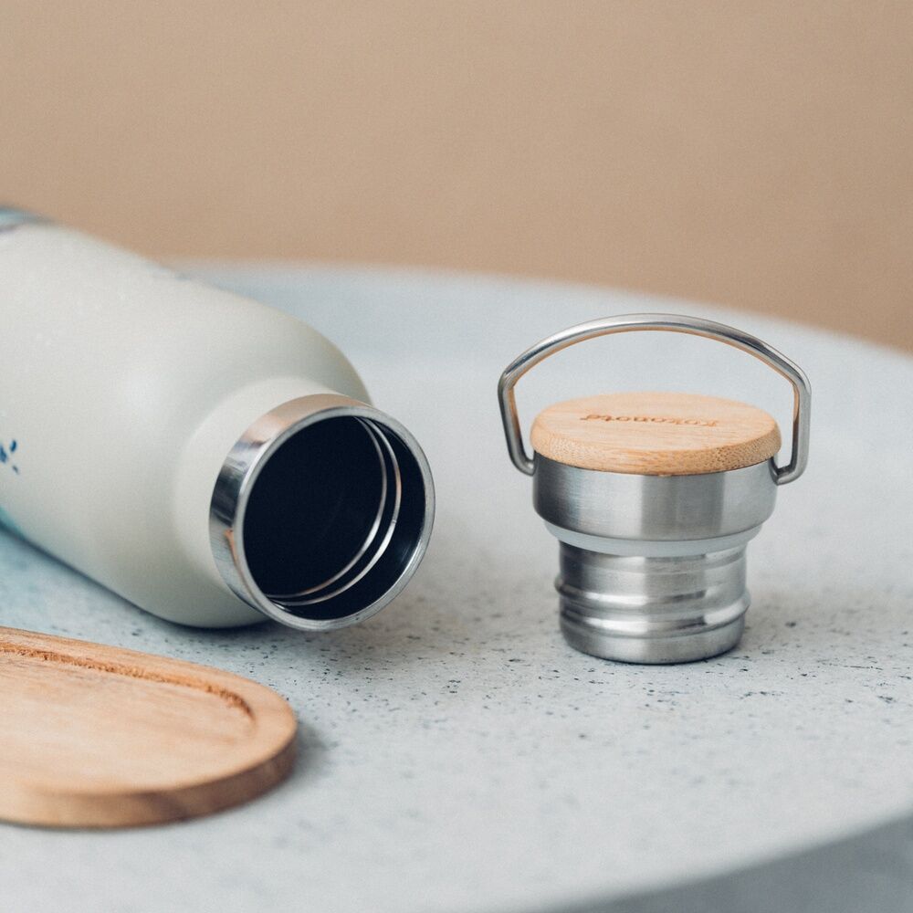 Imagen de Botella Acero Inoxidable La Gran Ola De Kanagawa Hokusai 500Ml parte de nuestra colección en Espadas y más, sitio oficial.