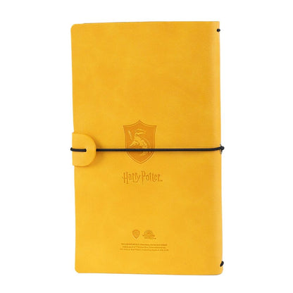 Imagen de Cuaderno De Viaje Hufflepuff Harry Potter parte de nuestra colección en Espadas y más, sitio oficial.