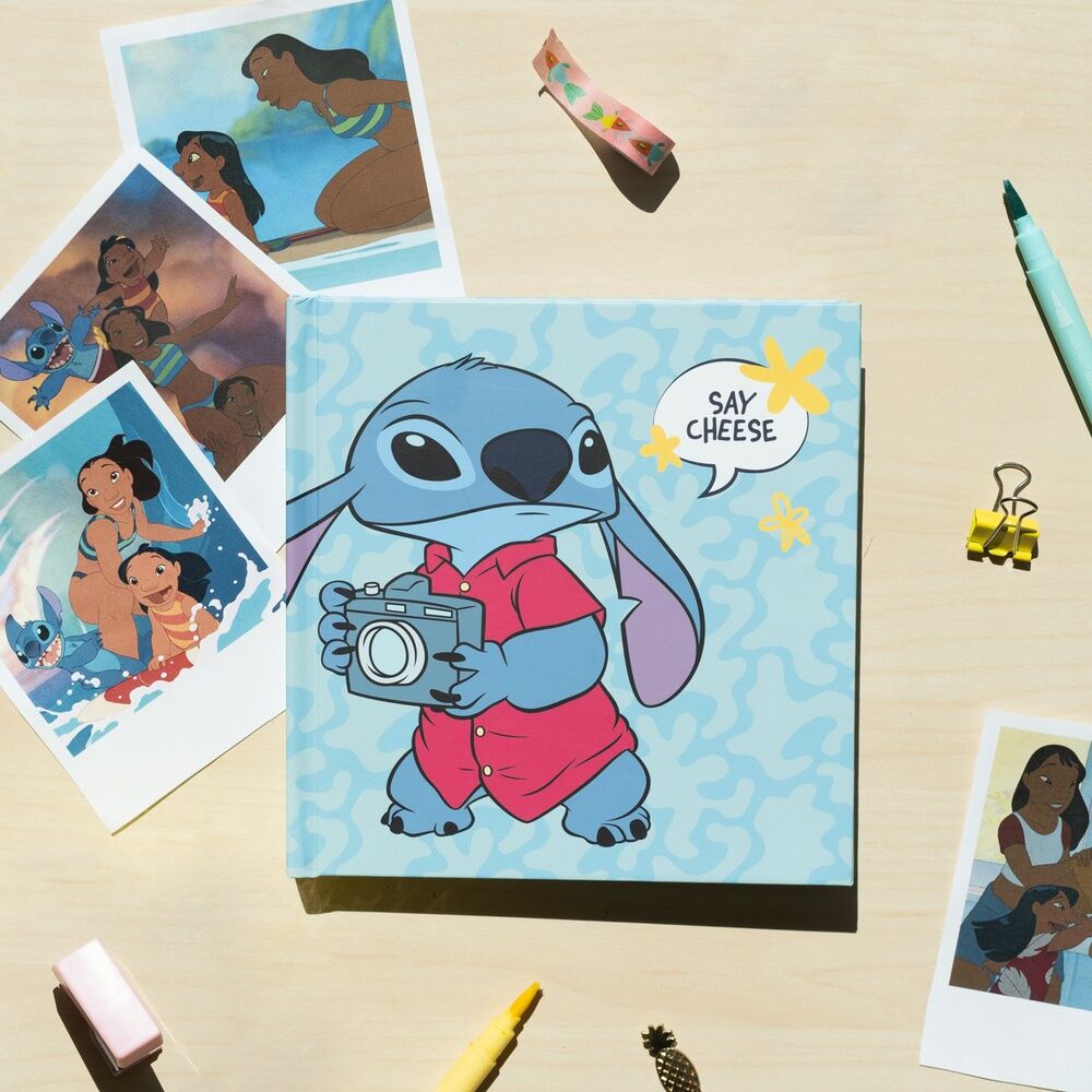 Imagen de Album De Fotos Autoadhesivas Stitch Disney parte de nuestra colección en Espadas y más, sitio oficial.