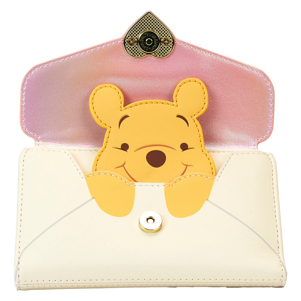Imagen de Cartera Love Letter Winnie The Pooh Disney Loungefly parte de nuestra colección en Espadas y más, sitio oficial.