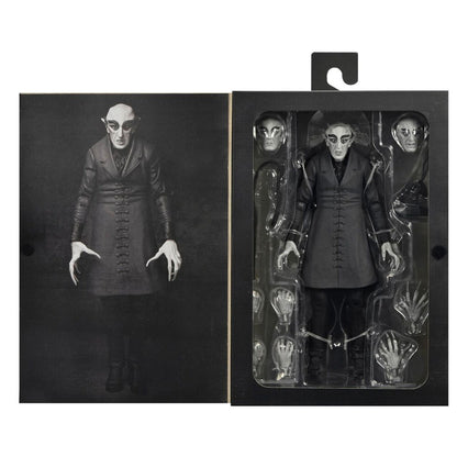 Imagen 1 - Figura Count Orlok Ultimate Black & White Nosferatu 18Cm