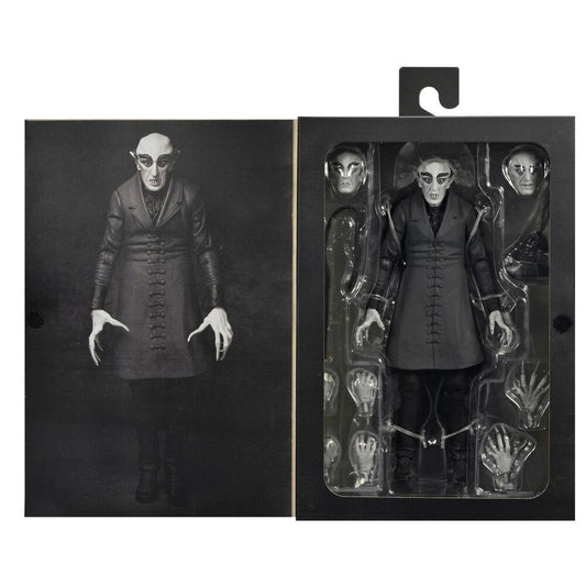 Imagen 1 - Figura Count Orlok Ultimate Black & White Nosferatu 18Cm