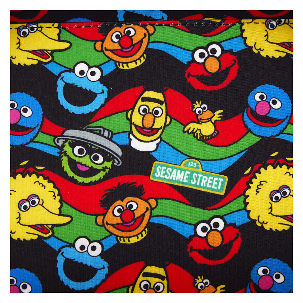 Imagen de Mochila Corner Barrio Sesamo Loungefly 30Cm parte de nuestra colección en Espadas y más, sitio oficial.