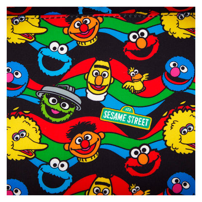 Imagen de Mochila Corner Barrio Sesamo Loungefly 30Cm parte de nuestra colección en Espadas y más, sitio oficial.