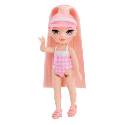 Imagen de Playset + Muñeca Little Pool Day With Blush Rainbow High parte de nuestra colección en Espadas y más, sitio oficial.
