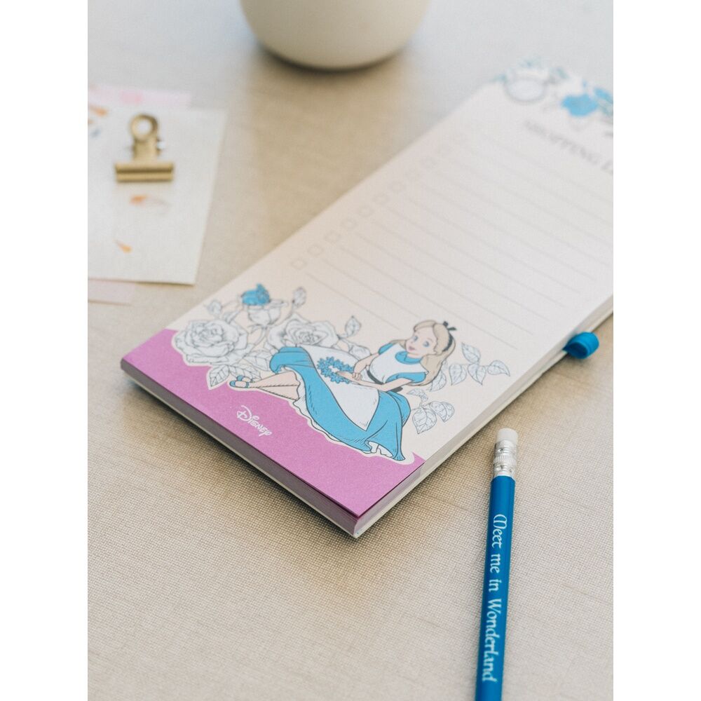 Imagen de Bloc Notas Magnetico Alicia En El Pais De Las Maravillas Disney parte de nuestra colección en Espadas y más, sitio oficial.