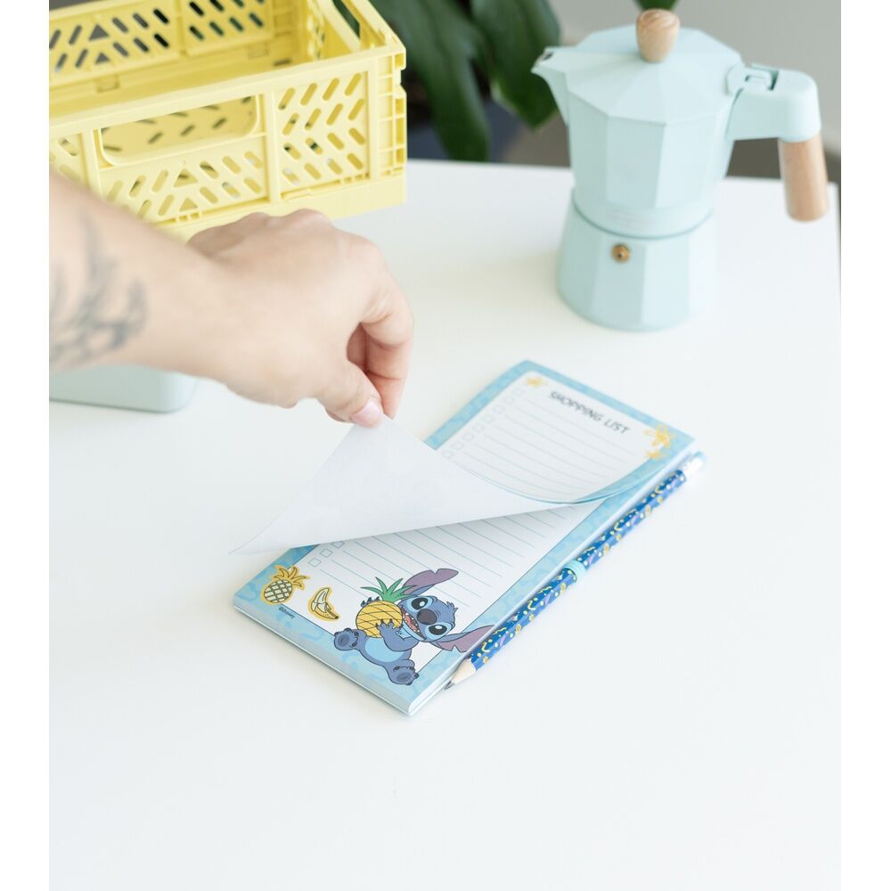 Imagen de Bloc Notas Magnetico Stitch Disney parte de nuestra colección en Espadas y más, sitio oficial.