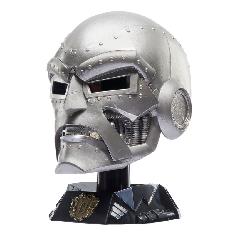 Imagen 9 - Casco Premium Doctor Doom Marvel Legends