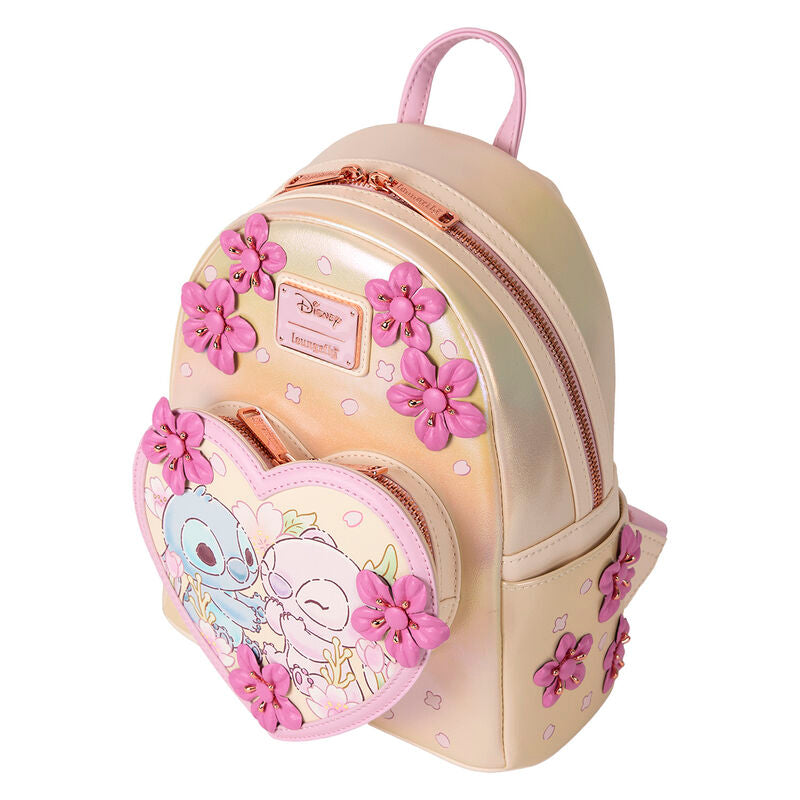 Imagen de Mochila Cute Stitch Disney Loungefly 26Cm parte de nuestra colección en Espadas y más, sitio oficial.