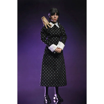 Imagen 2 - Figura Miercoles Addams Clothed Action Miercoles 20Cm