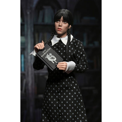 Imagen 7 - Figura Miercoles Addams Clothed Action Miercoles 20Cm