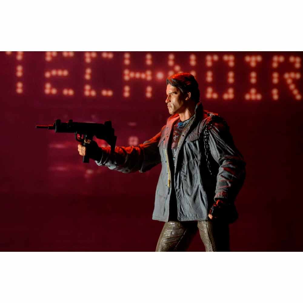 Imagen 7 - Figura Ultimate T-800 Tech Noir Terminator 18Cm