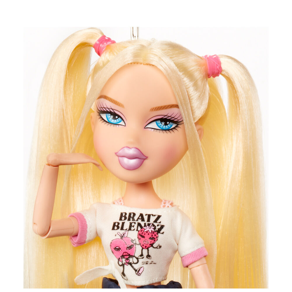 Imagen 4 - Muñeca Cloe Stylin + Camiseta Bratz