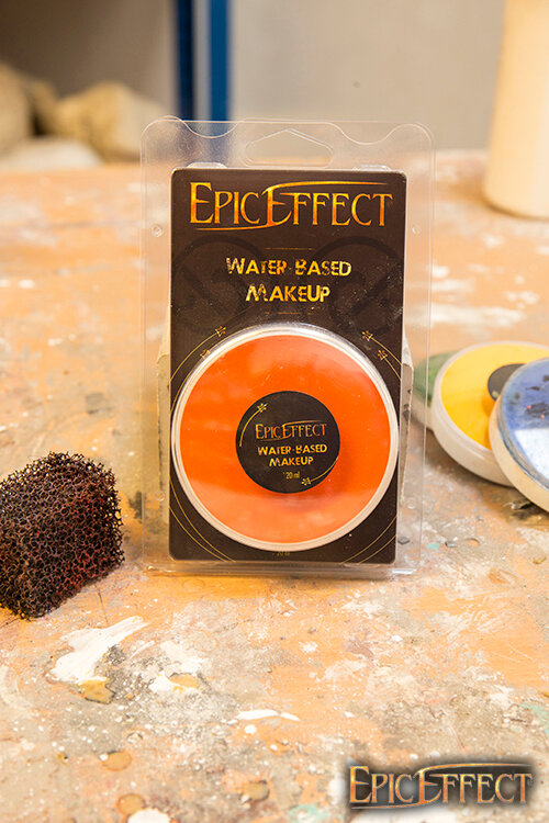 Imagen única de: Maquillaje A Base De Agua - Naranja