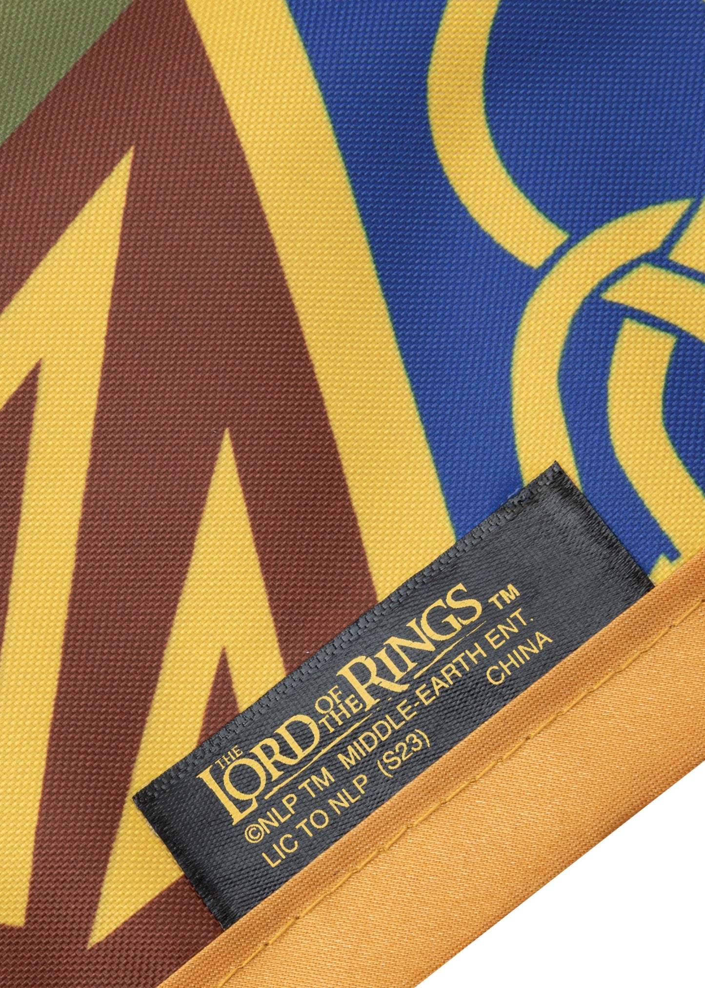 Imagen de Estandarte de Rohan con licencia oficial - El Señor de los Anillos parte de nuestra colección en Espadas y más, sitio oficial.