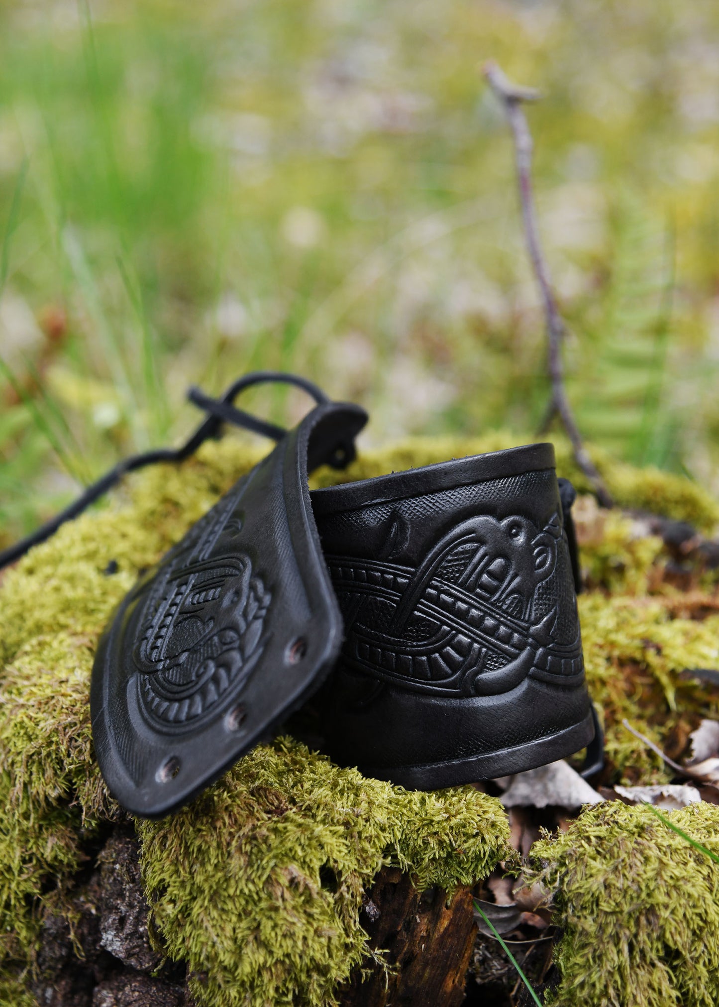 Jelling Style Dragon Leather Bracelet ULF-LP-20-BL