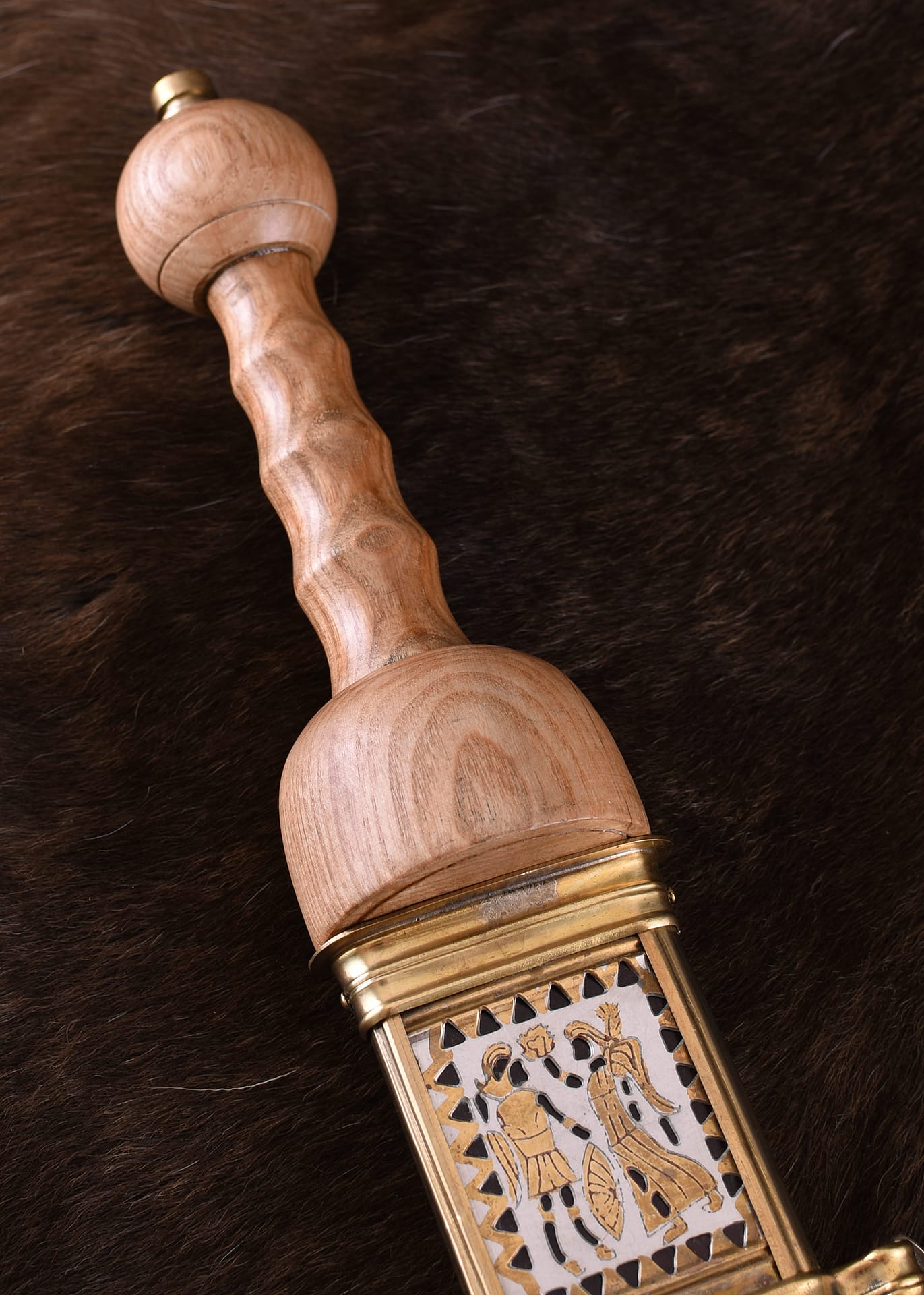 Imagen de Gladius romano tipo Pompeya con vaina, siglo I dC 0180010800 parte de nuestra colección en Espadas y más, sitio oficial.