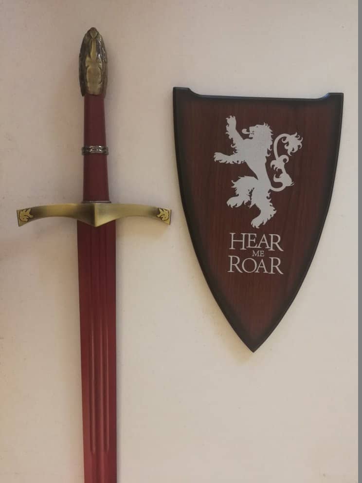 10536 Espada de Tyrion Lannister Guardajuramentos Oathkeeper de Juego de Tronos Exclusiva - Espadas y Más