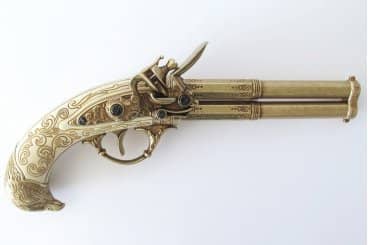 Imagen de Pistola de 2 Cañones Giratorios, Francia S. XVIII, 1305 Réplica no funcional parte de nuestra colección en Espadas y más, sitio oficial.