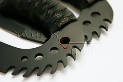 Imagen de Garras Riddick las cronicas de Riddick 14328 parte de nuestra colección en Espadas y más, sitio oficial.