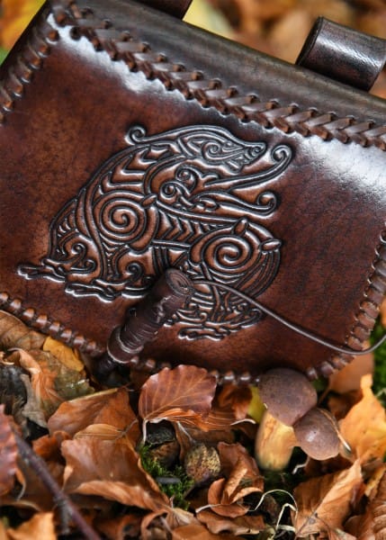 Bolso de cinturón de cuero con relieve de dragón, marrón 1680000320 - Espadas y Más