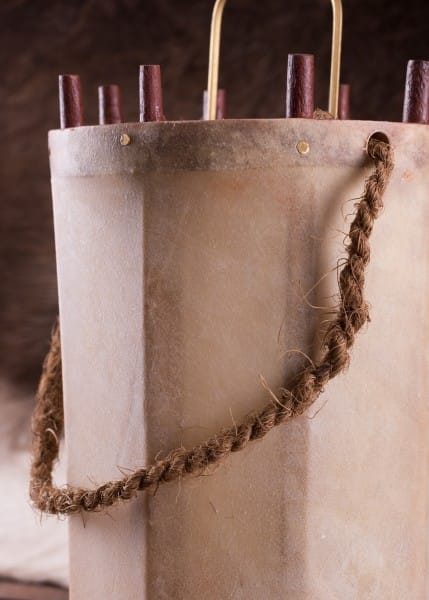 Linterna medieval hecha de madera y cuero crudo (pergamino)1980000500 - Espadas y Más
