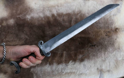 Imagen de Espada vikinga Petersen tipo G KNI260 parte de nuestra colección en Espadas y más, sitio oficial.