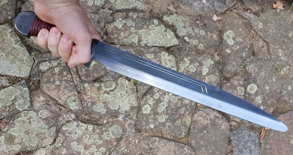 Espada Seax Vikingo decorado Triquetra KNI78 - Espadas y Más