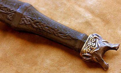 Imagen de Espada Vikinga Wolfsbane funcional Darksword Armoury 40600 parte de nuestra colección en Espadas y más, sitio oficial.