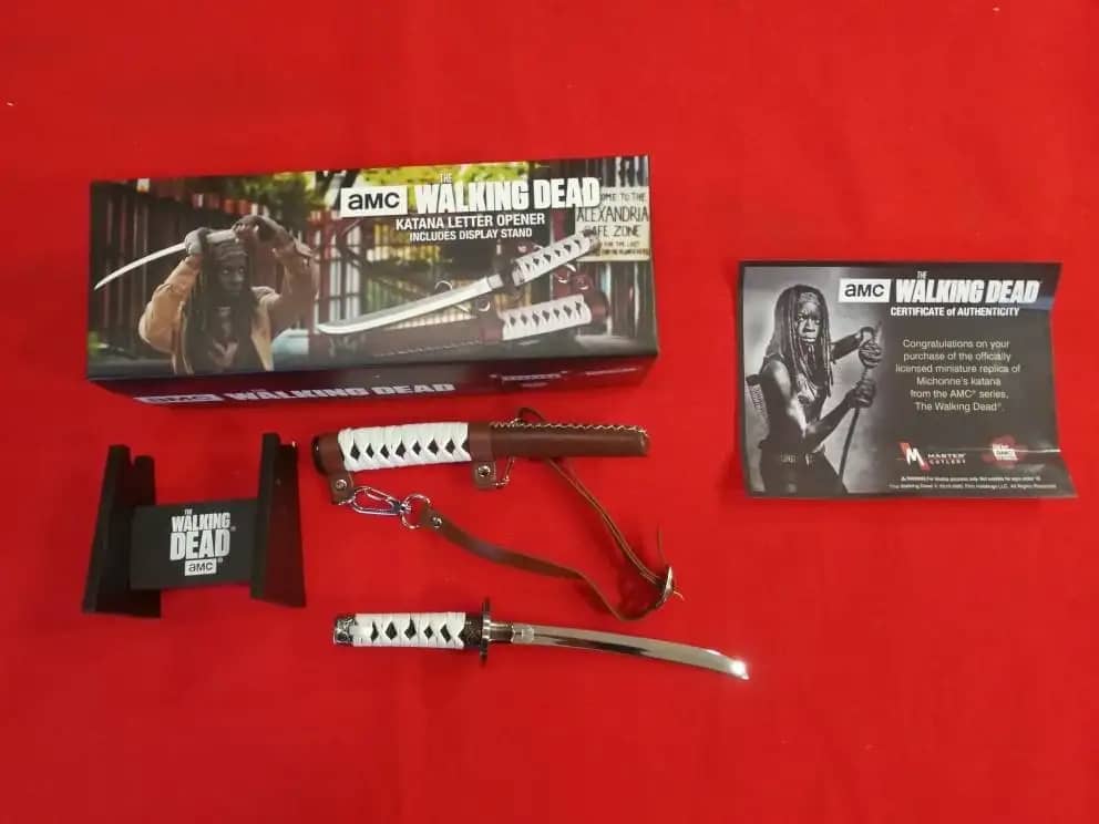 40663 Katana en miniatura de Michonne The Walking dead - Espadas y Más