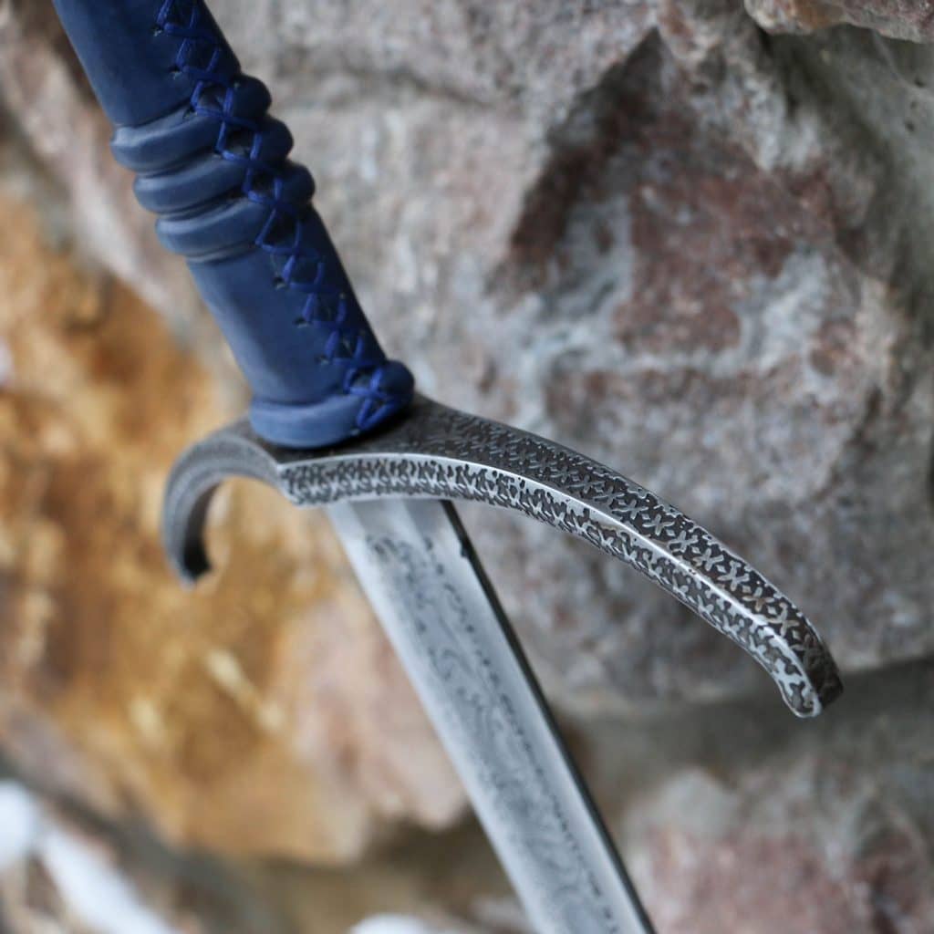 Espada medieval Domo Et Patria grabada a una mano Full Tang AES22 - Espadas y Más