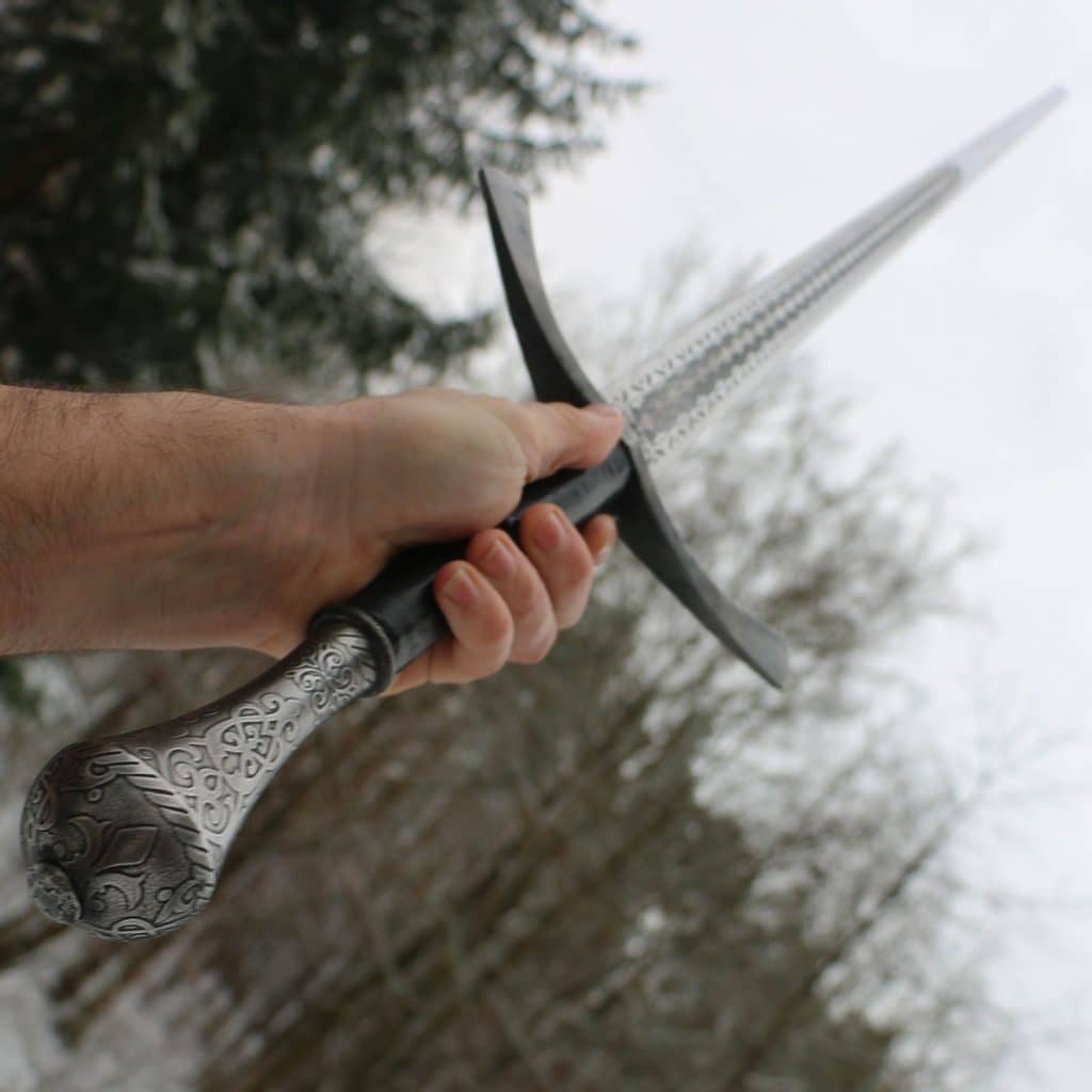 Espada medieval Dorian mano y media grabada AES24 - Espadas y Más