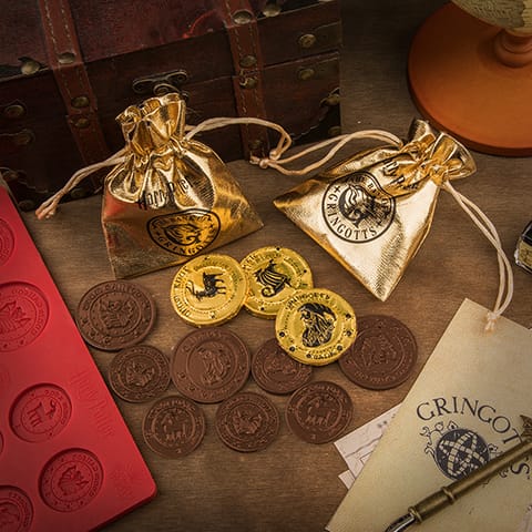 Imagen de Molde de Monedas Gringotts Bank - Harry Potter CR4017 parte de nuestra colección en Espadas y más, sitio oficial.