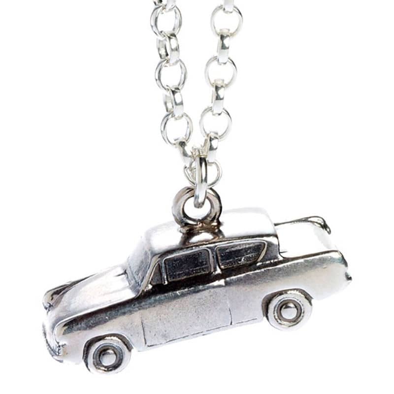 Colgante Mr Weasleys Flying Car Harry Potter plata - Espadas y Más