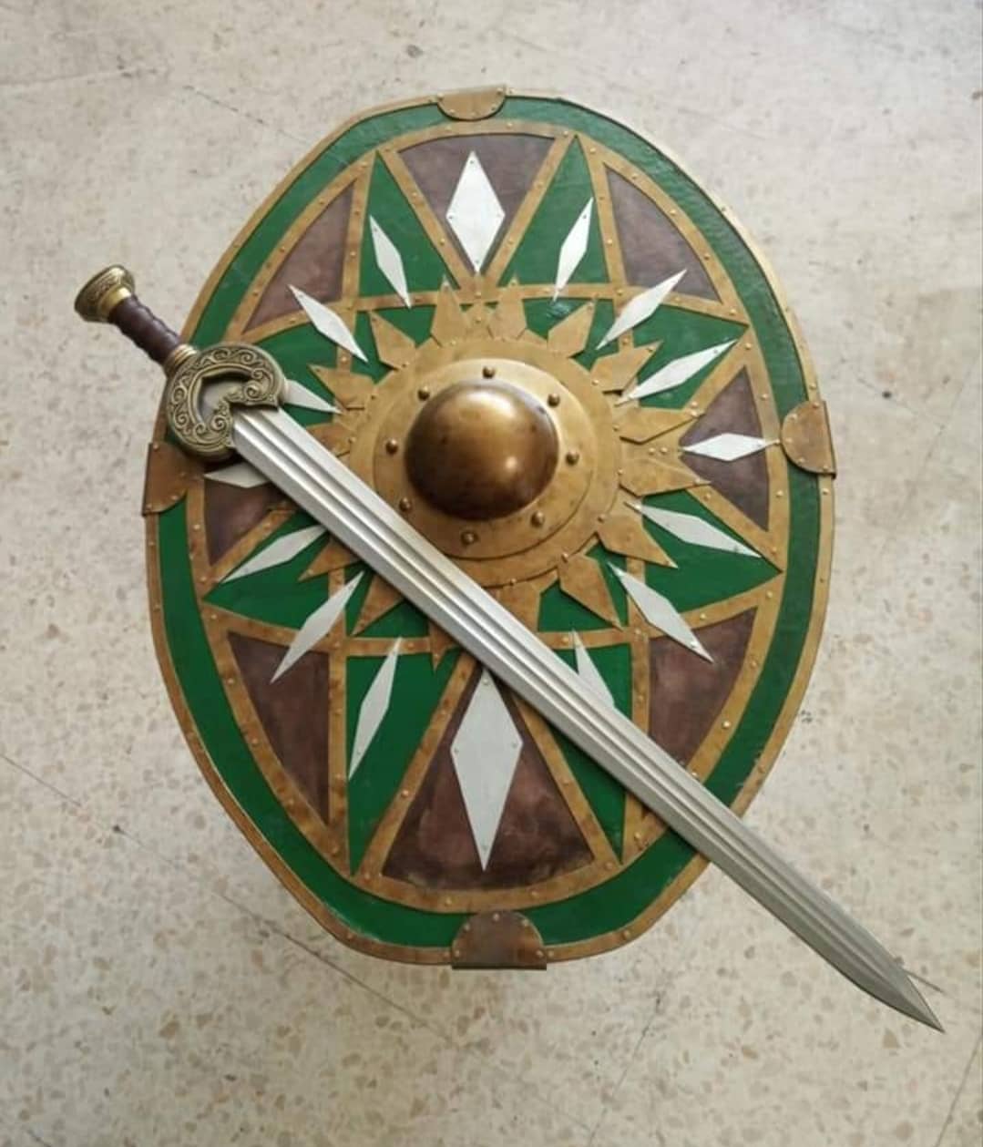 Escudo de Theoden funcional artesanal - Espadas y Más