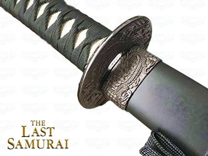 Detalle de la tsuka, la tsuba y la saya de la Katana japonesa de la película El Último Samurai. Vendida por Espadas y más