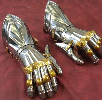 Guanteletes alemanes con latón, 1450-1500 - Espadas y Más