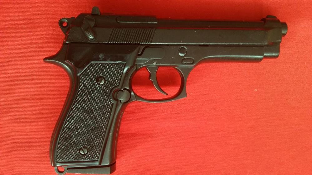 1254 Pistola Beretta, 92 F 9 mm - Espadas y Más