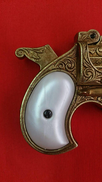 Imagen de Pistola Derringer, 1262 Réplica no funcional parte de nuestra colección en Espadas y más, sitio oficial.