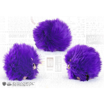 Peluche Pequeño Pygmy Puff Rosa o Púrpura - Harry Potter NN8932/NN8933 - Espadas y Más