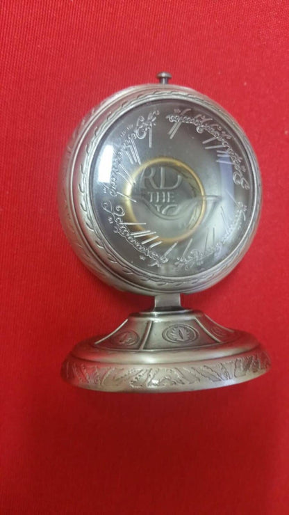 Imagen de Anillo único acero dorado NN1315 parte de nuestra colección en Espadas y más, sitio oficial.