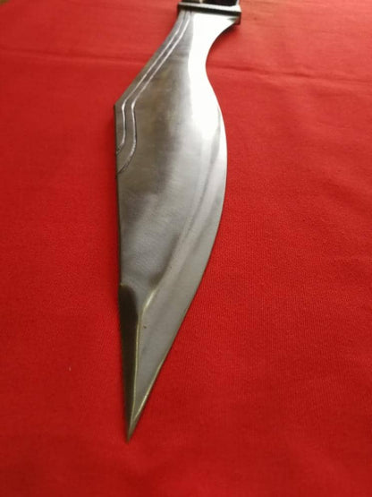 Imagen de Espada Falcata ibérica artesanal parte de nuestra colección en Espadas y más, sitio oficial.