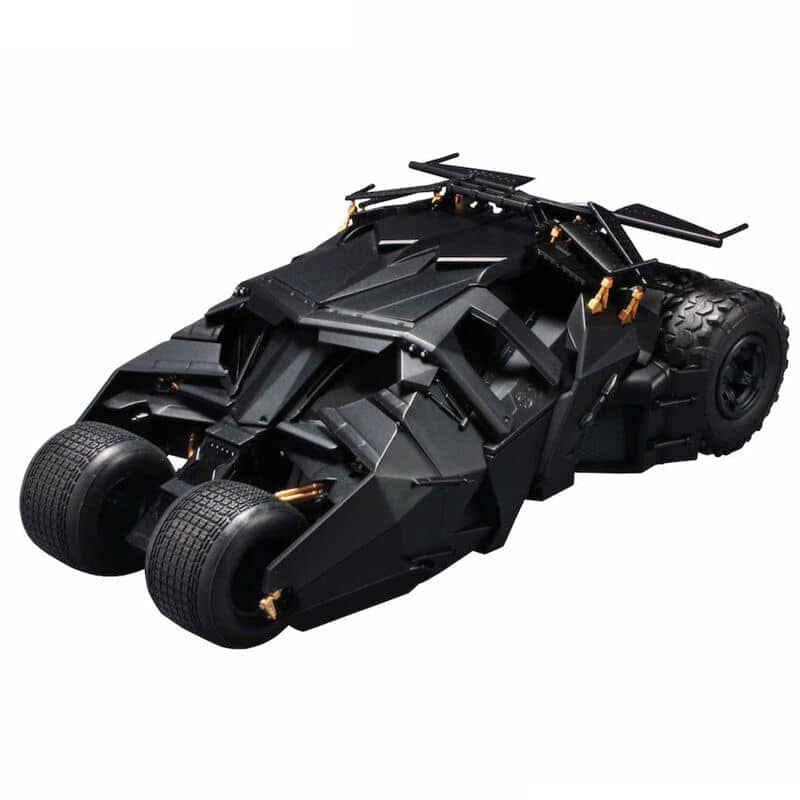 Coche Model Kit Batmobile Batman Begins DC comics 1/35 - Espadas y Más