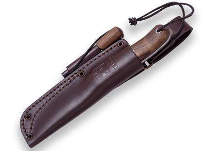 CUCHILLO BUSHCRAFT Y CAZA JOKER BS9 TRAMPERO. ACERO SANDVIK 14C28N, MANGO MADERA DE NOGAL, HOJA 10 CM. CON FUNDA VAQUETILLA Y FERROCERIO CN113-P - Espadas y Más