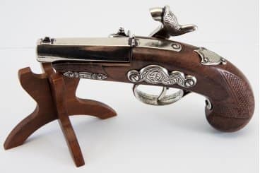 Imagen de Pistola Deringer Filadelfia de Percusión, USA 1862, 6315 Réplica no funcional parte de nuestra colección en Espadas y más, sitio oficial.