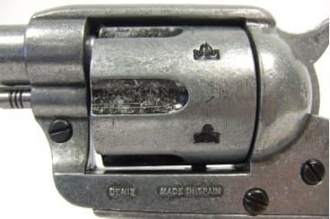Imagen de Revólver Peacemaker CAL.45 5½", 1150 Réplica no funcional parte de nuestra colección en Espadas y más, sitio oficial.