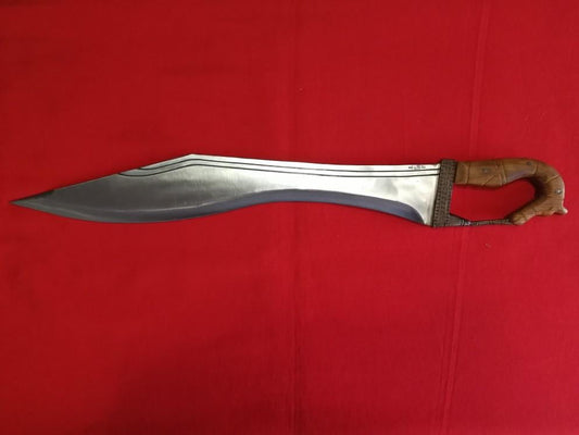 Imagen de Espada Falcata ibérica artesanal parte de nuestra colección en Espadas y más, sitio oficial.