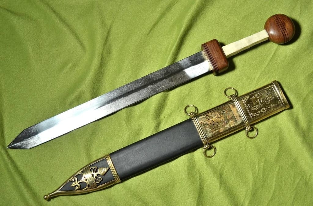Espada Gladius con vaina decorada ASW20 - Espadas y Más